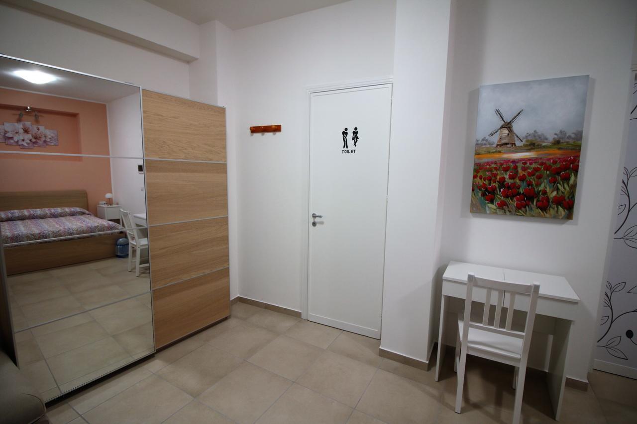 La Rosatea Panzió Monreale Kültér fotó